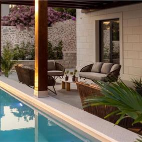 7 Bedroom Villa with Infinity Pool and Sea Views in Dubrovnik, Sleeps 14